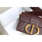 Montaigne Wine Red 𝙢𝙞𝙣𝙞 Box Bag
